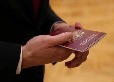 В Латвии готовят важные изменения для людей с двойным гражданством
