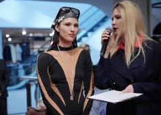 FOTO: ar īpašu modes skati eleganti aizvadīta filmas "Sātans Pradas brunčos 2" pirmizrāde