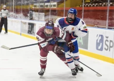 Noskaidros, kas būs Latvijas U-18 hokeja izlases pretinieki pasaules čempionāta pusfinālā