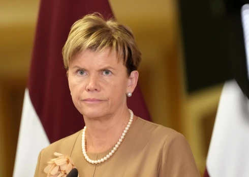 Байба Браже задекларировала доходы и вложения.