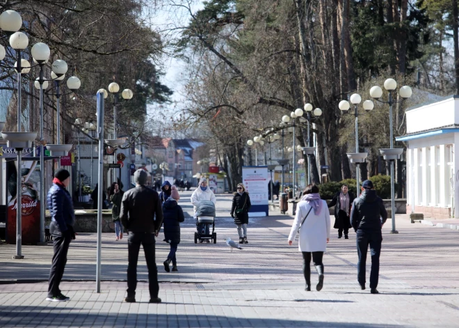 5 евро уже мало? В Юрмале раскрыли, ждать ли нового повышения платы за въезд