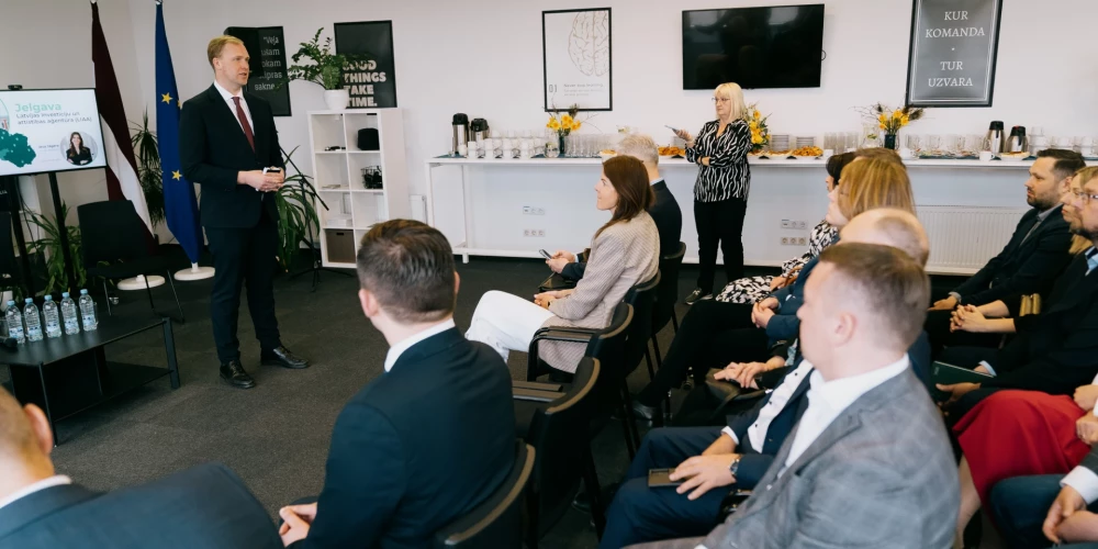 Ekonomikas ministrijas Jelgavas pārstāvniecības gadskārtas svinības (foto: Latvijas Investīciju un attīstības aģentūra)