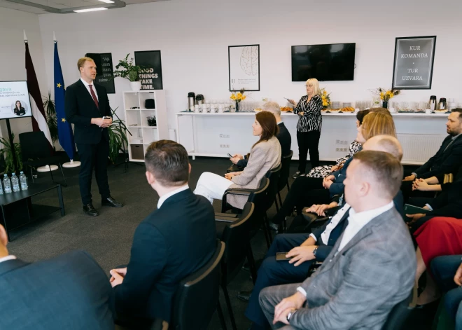 Ekonomikas ministrijas Jelgavas pārstāvniecības gadskārtas svinības (foto: Latvijas Investīciju un attīstības aģentūra)