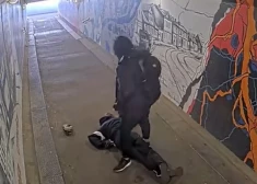 В деле о тяжелом избиении в тоннеле на Авоту появился новый поворот: полиция изучила полную запись