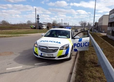Valsts policija sākusi kriminālprocesu par būvgružu ugunsgrēku Rumbulā