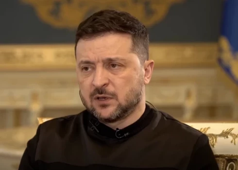Video uzrunā Ukrainas prezidents Volodimirs Zelenskis pauda, ka Ukrainas spēki šīm aktivitātēm uz Ukrainas-Baltkrievijas robežas rūpīgi seko līdzi un dokumentē tās.