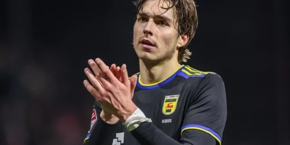 Latvijas futbola izlases uzbrucējs Roberts Uldriķis un Bīlefeldes "Arminia" komanda sestdien Vācijas otrās bundeslīgas mačā cīnījās neizšķirti.