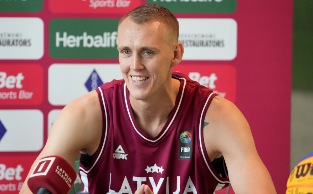 Nauris Miezis palīdz Ulanbatoras 3x3 basketbola komandai sasniegt 