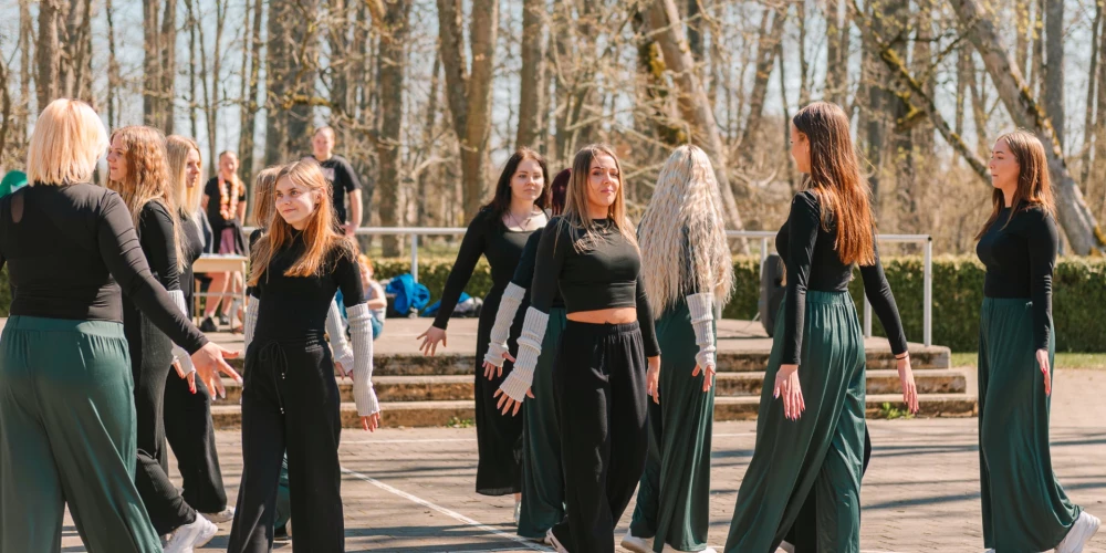 Dīķa modināšana Vērgalē (foto: Elvita Petrauska)