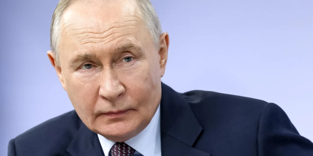 Krievijas diktators Vladimirs Putins paniski baidās no apvērsuma.