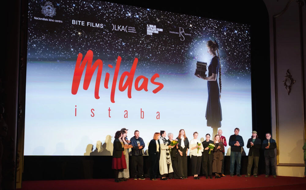 FOTO: ar pilnu zāli pirmizrādi piedzīvo filma “Mildas istaba” — stāsts par Latvijas pirmo filozofijas doktori