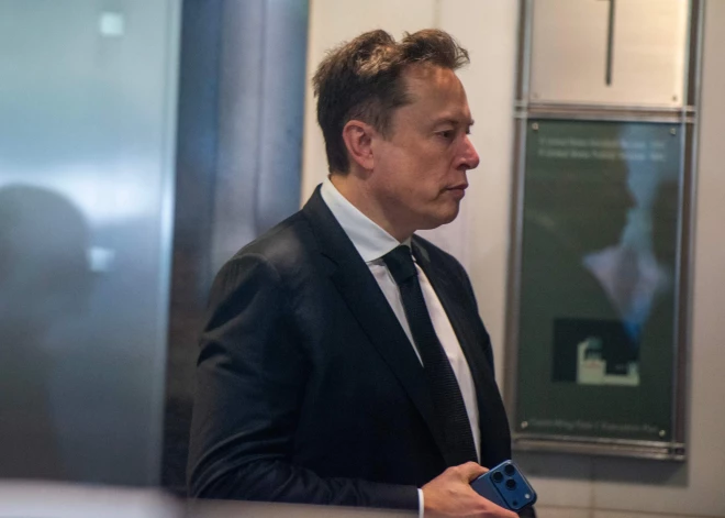 Masks maksās 1,5 miljonus dolāru par pārkāpumiem "Twitter" akciju iegādē
