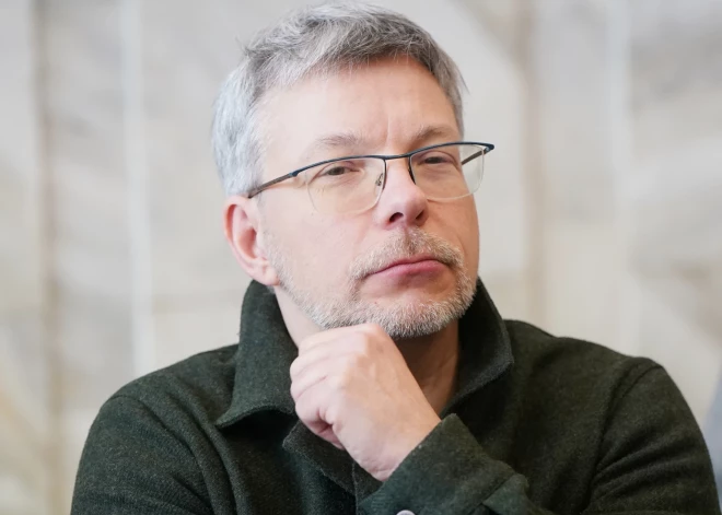 “Sinfonietta Rīga” jaunais mākslinieciskais vadītājs sola orķestrim plašāku klātbūtni Eiropā