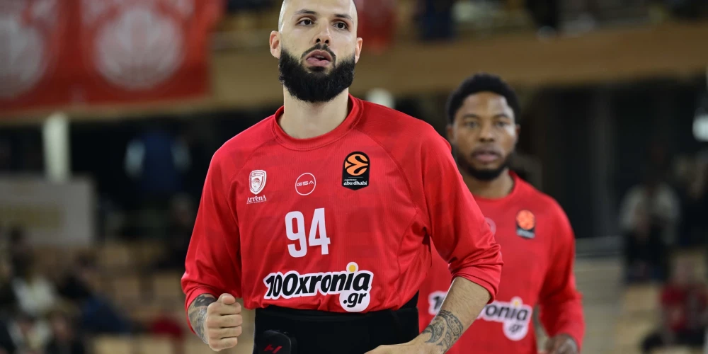 "Olympiakos" spēlētājs Evans Furnjē izcēlās ar 22 punktiem un piecām rezultatīvām piespēlēm.