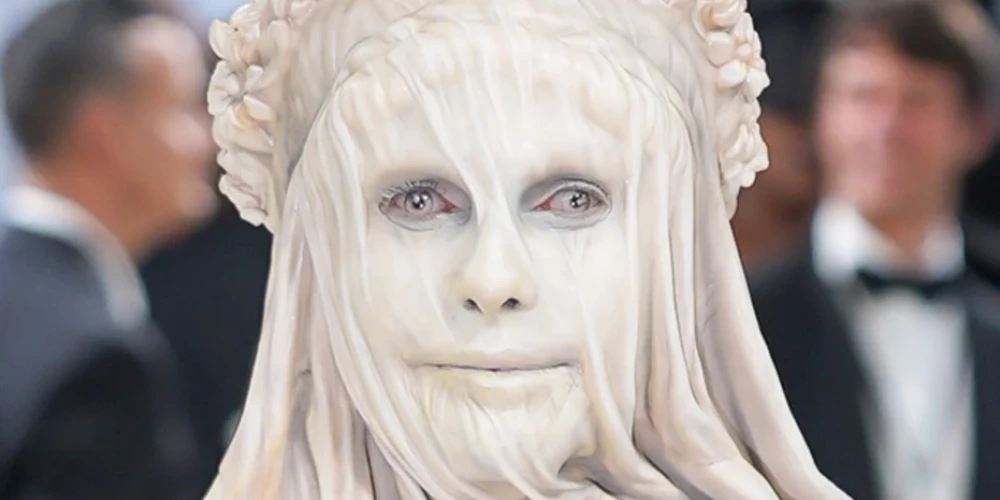 Heidija Kluma "Met Gala 2026".