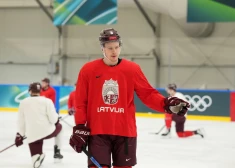 Pie drafta pirmās izvēles tiek Toronto "Maple Leafs", Šmitam joprojām paredz vietu labāko desmitniekā