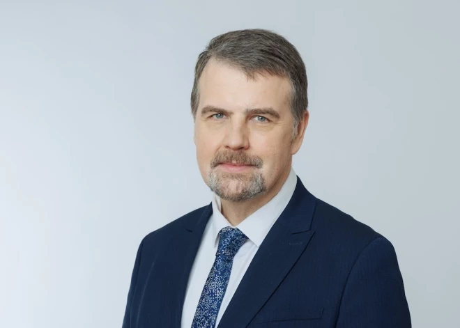 Gaidāmi Ivara Ijaba jaunās grāmatas “Demokrātija (un ko mums ar to iesākt)” atvēršanas svētki