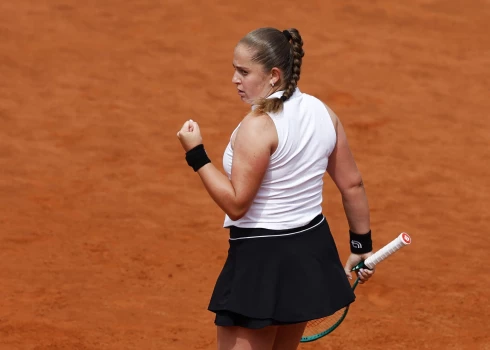 Aļona Ostapenko šoreiz pretiniecei nedeva nekādas cerības. 