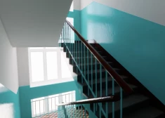 No košām kāpņu telpām līdz griestu skapim - ko patiesībā slēpj dīvainie un neglītie veidojumi padomju laika dzīvokļos