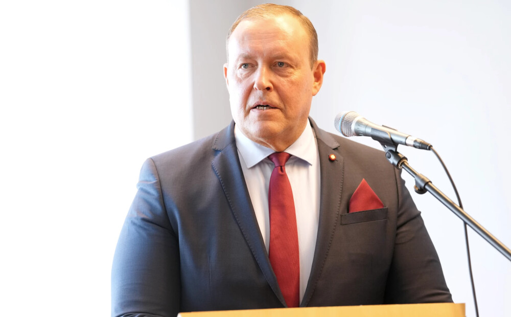 Iekšlietu ministrs aicina iedzīvotājus palikt mājās līdz NBS brīdinājuma atsaukšanai