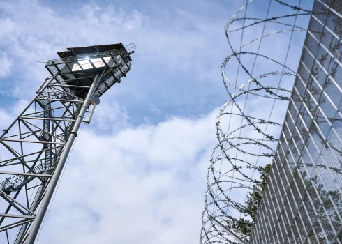 Latvijas austrumu pierobežā ierobežoti lidojumi līdz apmēram sešu kilometru augstumā.
