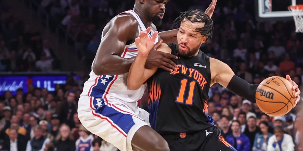 Ņujorkas "Knicks" līderis Džeilens Bransons uzbrukumā.
