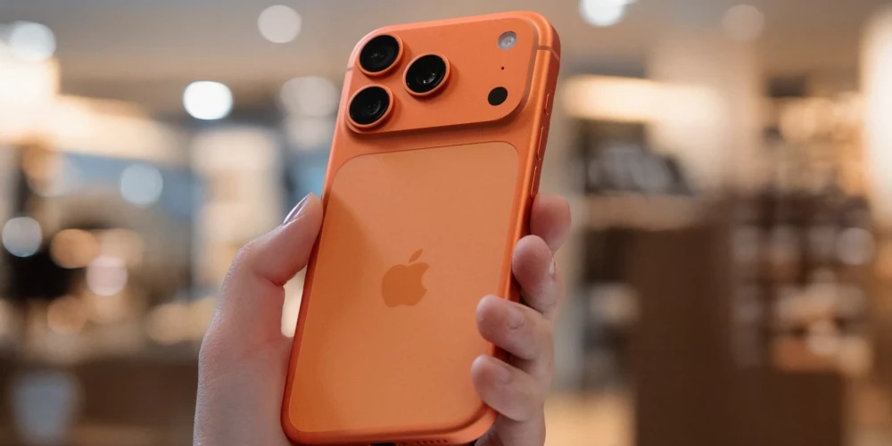 Brīdina par iespējamām problēmām ar iPhone 17. 