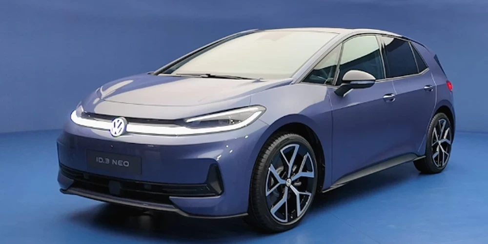 ID. Polo uzticēta svarīga misija - integrēt Volkswagen elektromobiļus kopējā modeļu saimē, nevis jau atkal padarīt tos par lēti būvētiem un elektriskiem baltajiem zvirbuļiem.