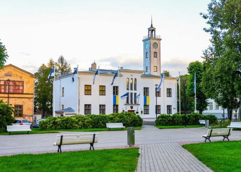 Красив город Вильянди, но геев здесь почему-то не любят.
