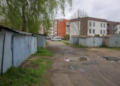 Jelgavā pieprasa steidzami nojaukt nelegāli novietotās garāžas