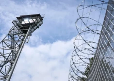 Latvija atgūstas pēc dronu trauksmes: austrumu pierobežā atcelts lidojumu ierobežojums