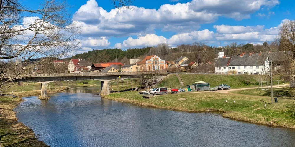 Visā Talsu novada teritorijā notiek aktīvi pavasara darbi: remonti, sakopšana, labiekārtošana...