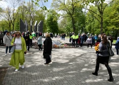 В Даугавпилсе 9 мая Вечный огонь остается за ограждением