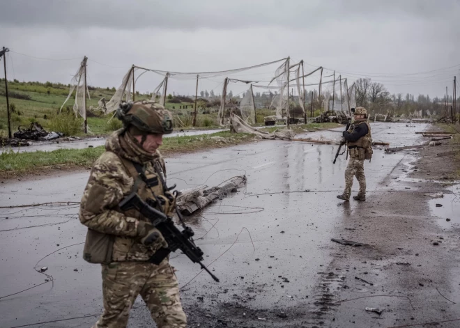 Putins piekritis pamieram un nekavējoties uzsācis uzbrukumu Ukrainai tostarp ar ballistisko raķeti