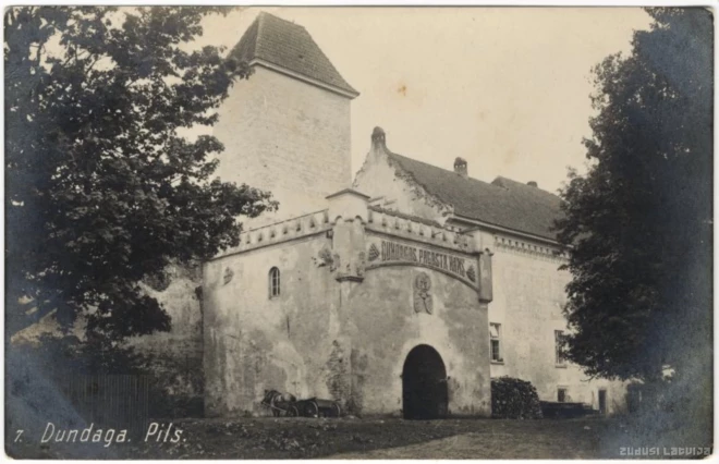Дундагский замок в 1928 году.