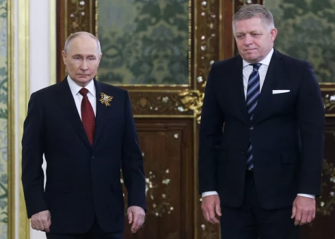 Slovākijas premjers pēc Maskavas brauciena met izaicinājumu Eiropas Savienībai nostājai pret Krieviju.