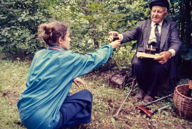 Dobeles Ceriņu dārzā skatāmas 1973. gadā trimdas latvieša Alvja Upīša slepeni uzņemtās fotogrāfijas.
