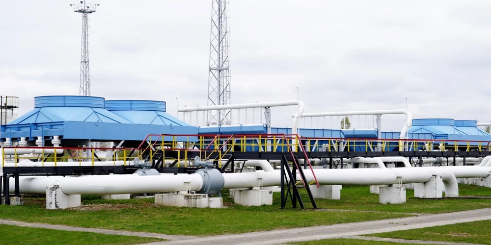 Инчукалнское газохранилище.
