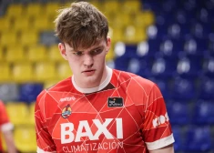 Spānijas čempionātā Šteinbergs nespēj glābt "Baxi" no zaudējuma, Kurucu klubi uzvar