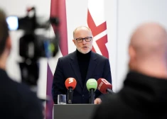 Aizsardzības ministrs Andris Sprūds paziņo par savu demisiju.