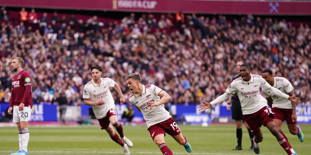 Londonas "Arsenal" svin gūtos vārtus. 