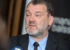 "Кто первым объявит об отставке": политолог объяснил, что стоит за воскресным политическим хаосом