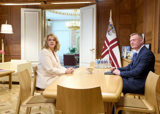 Siliņa pēc tikšanās ar Melni: patlaban labāku aizsardzības ministra amata kandidātu būtu grūti atrast