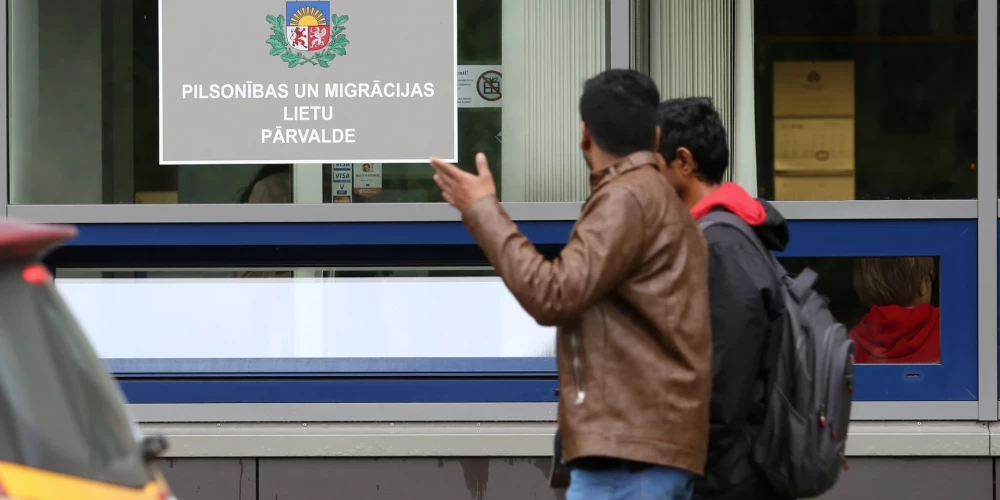 Saeimas komisija neatbalsta Nacionālās apvienības ieceri liegt pašnodarbinātā statusu ārzemniekiem ar termiņuzturēšanās atļaujām.