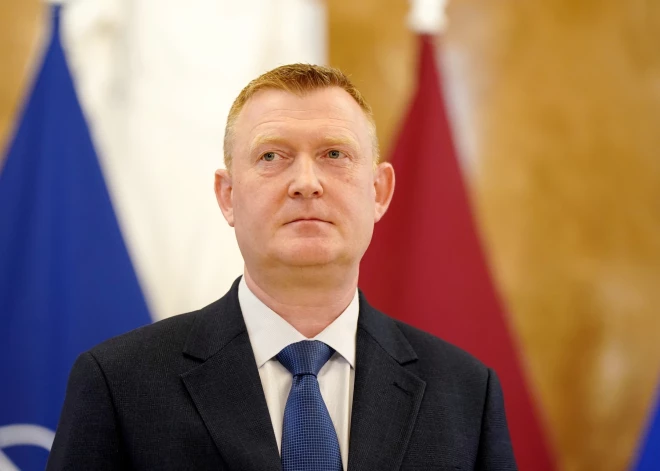 Melnis gribētu runāt, lai AM valsts sekretārs Puriņš nepamet amatu