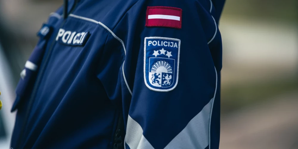 Piemērota pirmā elektroniskā uzraudzība vīrietim Kurzemē. 