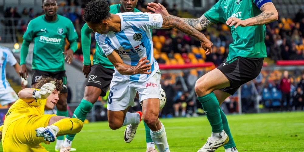 Čempione "Riga" eksaminē "Audu" (foto: "Riga FC")