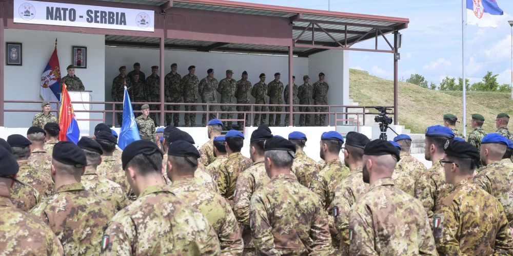 Mācības "NATO-Serbija" notiek alianses programmas "Partnerība mieram" ietvaros un ilgs līdz 23. maijam.