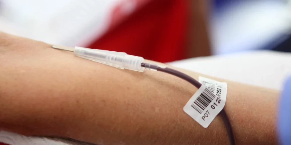 Ziedojot asinis, ikviens var palīdzēt mediķiem sniegt dzīvībai svarīgu palīdzību pacientiem. 