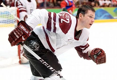 Rodrigo Laviņš ir spēlēm bagātākais Latvijas izlases spēlētājs.